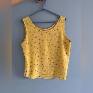 Vintage yellow sleeveless top with flowers